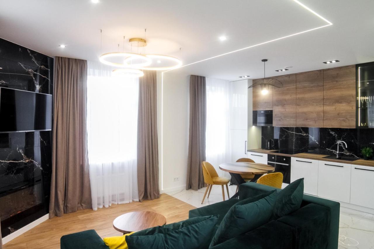 Vip Центр Львова Джакузі Камін Площа Ринок Exterior foto